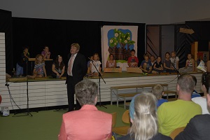 tl_files/schule-zeitlarn/daten/Aktuelles/_DSC9446buergermeister.jpg