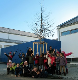 tl_files/schule-zeitlarn/daten/Aktuelles/baumspende.jpg