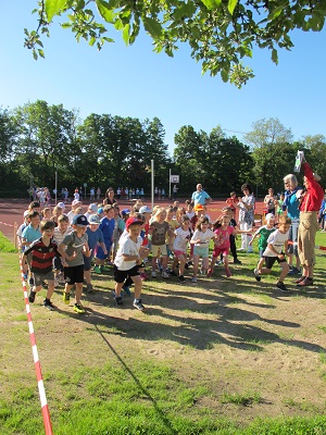 tl_files/schule-zeitlarn/daten/Lauf dich fit/IMG_0040lauffit.jpg