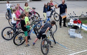 tl_files/schule-zeitlarn/daten/Schulleben/kamera 21.6.16 001.jpg