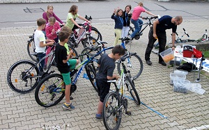 tl_files/schule-zeitlarn/daten/Schulleben/kamera 21.6.16 002.jpg